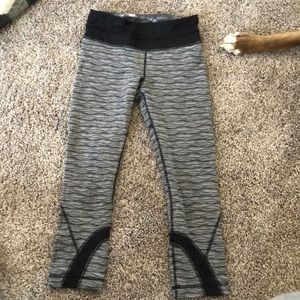 Lulu lemon crop leggings